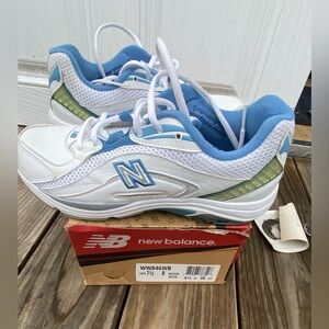 New Balance Women's White and Light Blue Sneakers
